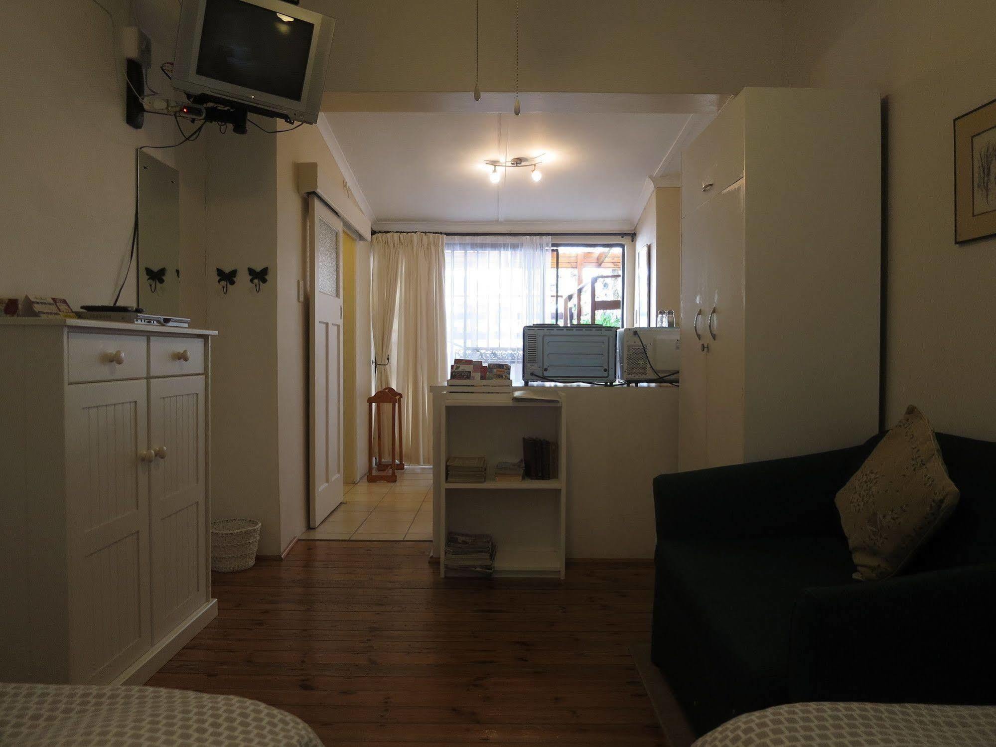 Dempsey'S Self-Catering Guest House بورت اليزابيث المظهر الخارجي الصورة